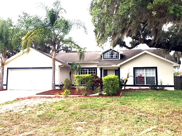 4805 Jeanette Ct in St. Cloud, FL - Building Photo