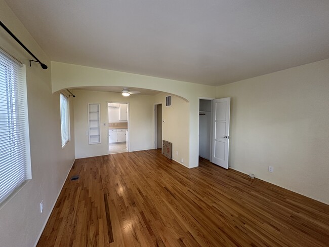 3658 Park Blvd, Unit 3658