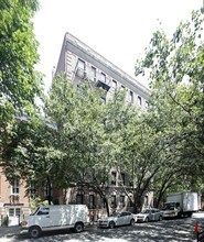 240 Waverly Pl in New York, NY - Building Photo - Building Photo
