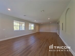 606 Marigold Rd in Casselberry, FL - Foto de edificio - Building Photo