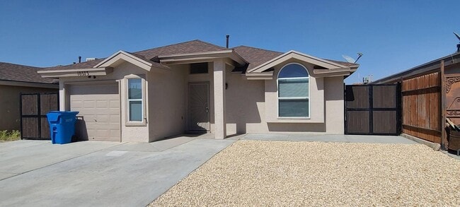 property at 10373 Valle del Mar Dr