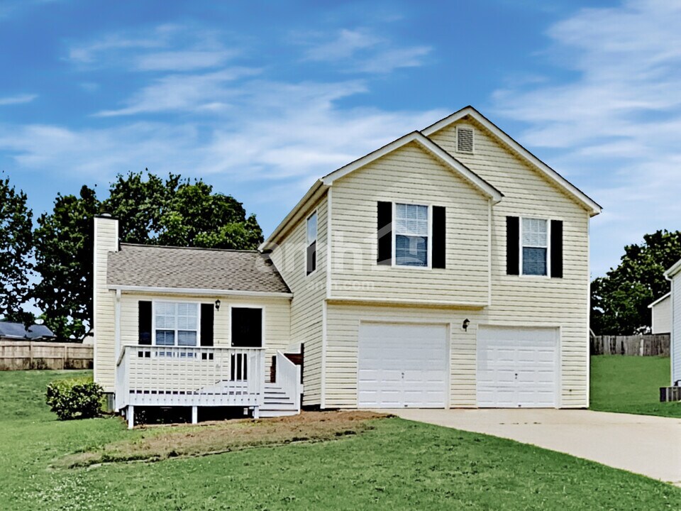 341 Brookside Dr in Mcdonough, GA - Building Photo