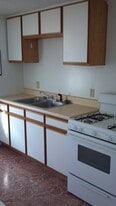 205 7th St, Unit 205 B in Ogden, KS - Building Photo