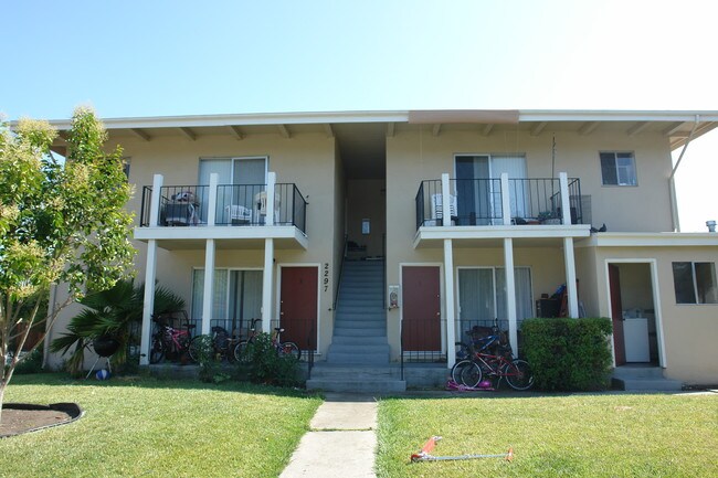 2297 Pasetta Dr in Santa Clara, CA - Building Photo - Building Photo