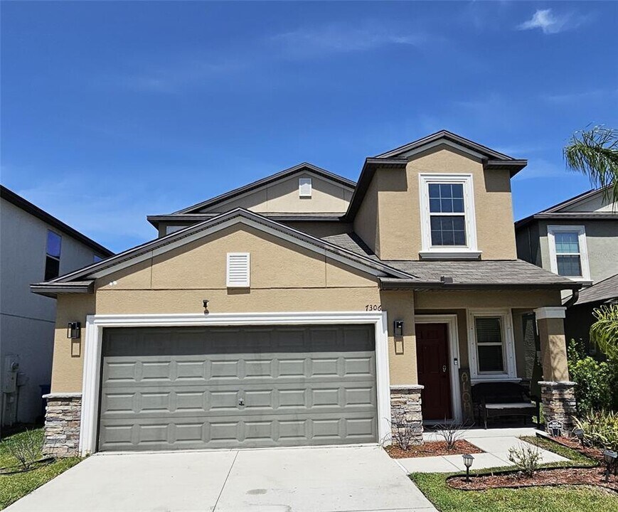 7306 Pearly Everlasting Ave in Tampa, FL - Building Photo