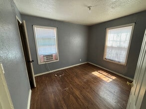 509 Chris Ave in Altus, OK - Building Photo - Building Photo