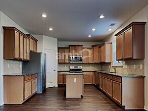 656 Silver Moss Dr in Moncks Corner, SC - Building Photo - Building Photo