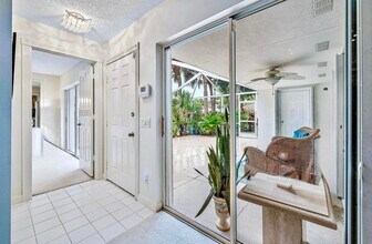 5302 Red Oak Ct in Palm Beach Gardens, FL - Building Photo - Building Photo