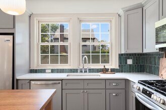 294 Cole Ave in Providence, RI - Building Photo - Building Photo