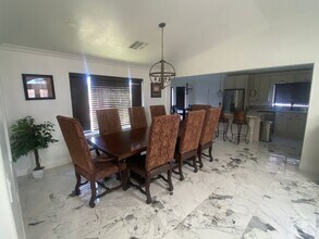 875 Country Club Dr in Kingman, AZ - Building Photo - Building Photo