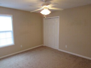 2290 Dartmouth Dr in Sumter, SC - Building Photo - Building Photo