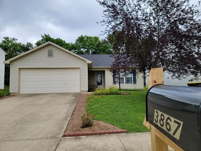 3867 S McDougal St in Bloomington, IN - Building Photo - Building Photo