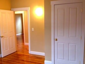 794 Merrimack St, Unit 794-1 MERRIMACK ST in Lowell, MA - Building Photo - Building Photo