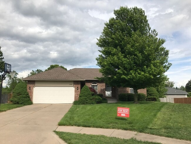 property at 3206 W McClernon St