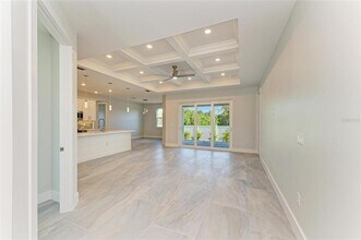 380 Holly Rd in Venice, FL - Building Photo - Building Photo