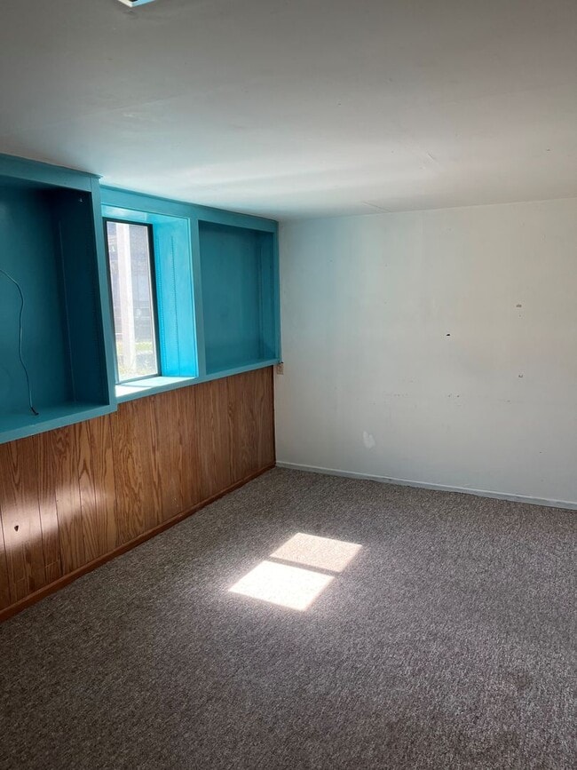 1826 Oregon Ave in Klamath Falls, OR - Building Photo - Building Photo