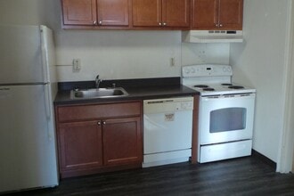 Theta House in Whitewater, WI - Building Photo - Building Photo