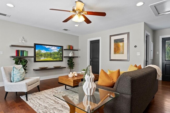 property at 3001 Maplelawn Cir