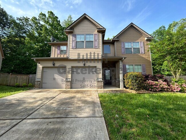 124 Village Pl in Newnan, GA - Building Photo - Building Photo