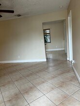 6131 SW 42nd Pl in Davie, FL - Building Photo - Building Photo