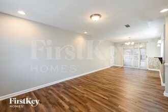 1506 Spender Dr, Unit 02 in Norcross, GA - Foto de edificio - Building Photo