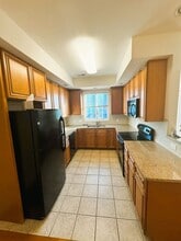1131 Royal Ct in Harrisonburg, VA - Building Photo - Building Photo