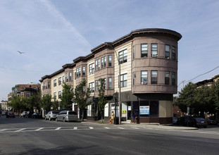 Lawrence Building Apartments in Chelsea, MA - Building Photo - Building Photo