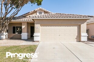 763 N Surfside Dr in Gilbert, AZ - Building Photo