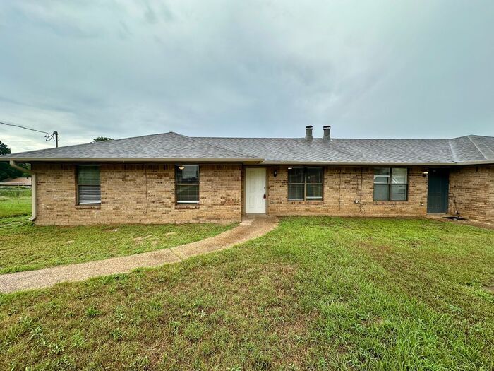 3378 Oak Hill Dr in Flint, TX - Building Photo