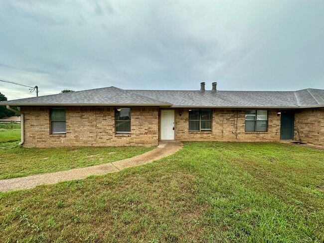 property at 3378 Oak Hill Dr