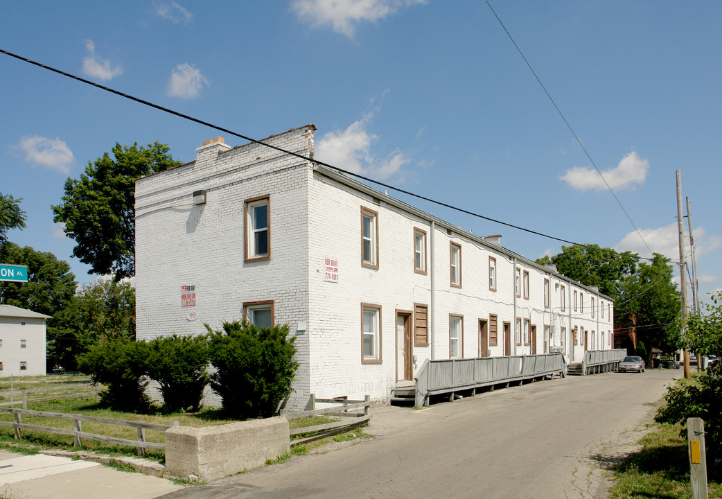 90 E. 8th Avenue in Columbus, OH - Foto de edificio