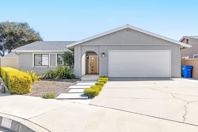 property at 671 Redondo Ct