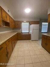 144 Vaughn Ln in Olive Branch, MS - Foto de edificio - Building Photo