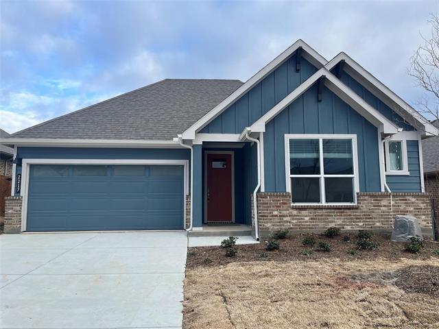 property at 2217 Redwing Dr