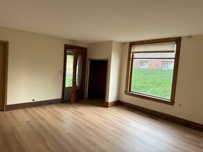 222 Niagara St in Eau Claire, WI - Building Photo - Building Photo