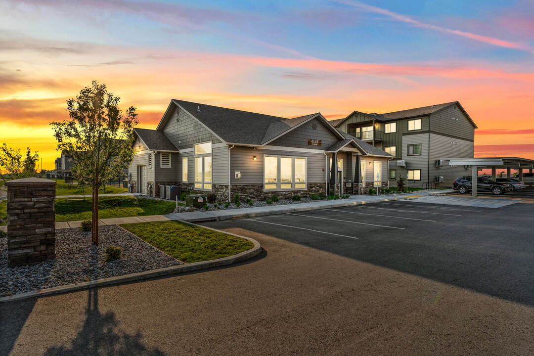 The Villas at Carrington in Hayden, ID - Foto de edificio