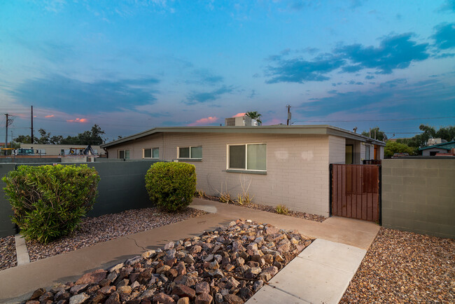 903 S Mariana St in Tempe, AZ - Building Photo - Building Photo