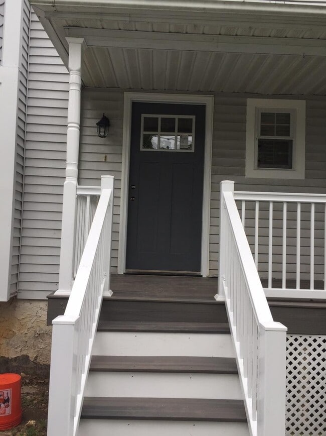 41 Church St in Alburtis, PA - Building Photo - Building Photo