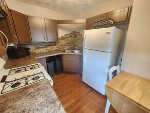 111 Orchard St in East Peoria, IL - Building Photo - Building Photo