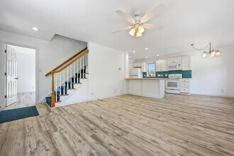 611 Kings Hwy W in Fairfield, CT - Building Photo - Building Photo