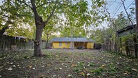 2805 Brinwood Ave in Austin, TX - Foto de edificio - Building Photo