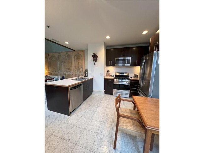 214 4th St E, Unit 101 in St. Paul, MN - Building Photo - Building Photo