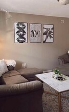 640 Timberwolf Dr, Unit 104 in Mankato, MN - Foto de edificio - Building Photo