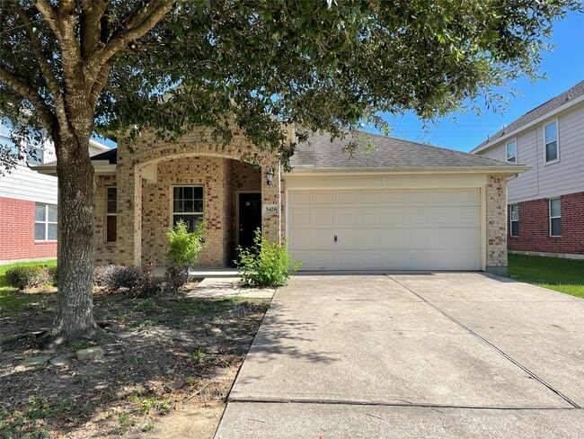 property at 5426 Rio Dr