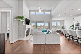 4050 Shackleton Ct in Rosharon, TX - Building Photo