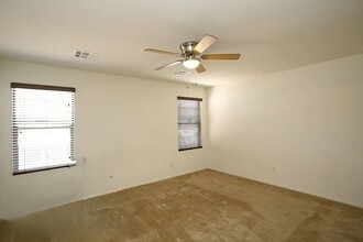 8708 Cerrito Canyon Ct in Las Vegas, NV - Building Photo - Building Photo