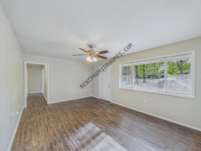 202 S Claremont Ave in Sherwood, AR - Building Photo - Building Photo