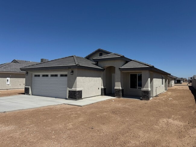 3858 Santa Sophia St in San Luis, AZ - Building Photo - Building Photo