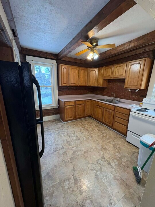 427 1st St, Unit Apt 2 in Butler, PA - Foto de edificio