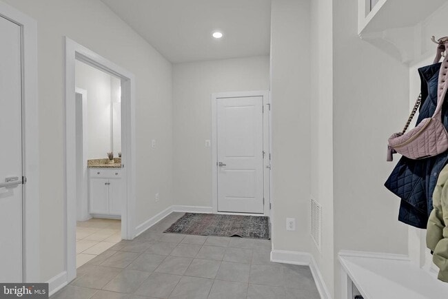 22292 Foundation Dr in Ashburn, VA - Building Photo - Building Photo